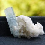 アクアマリン結晶　パキスタン・シガル産　　レインボー入り
