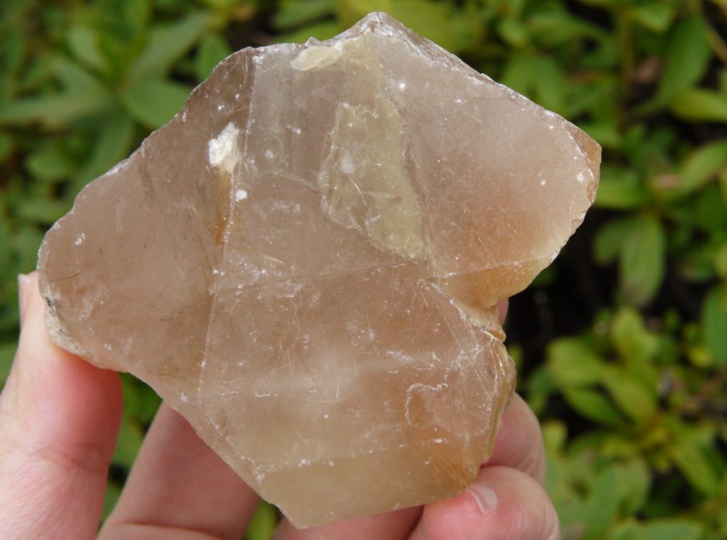 ザギマウンテンクォーツ原石 190gをUPいたしました。 ｜石の記録