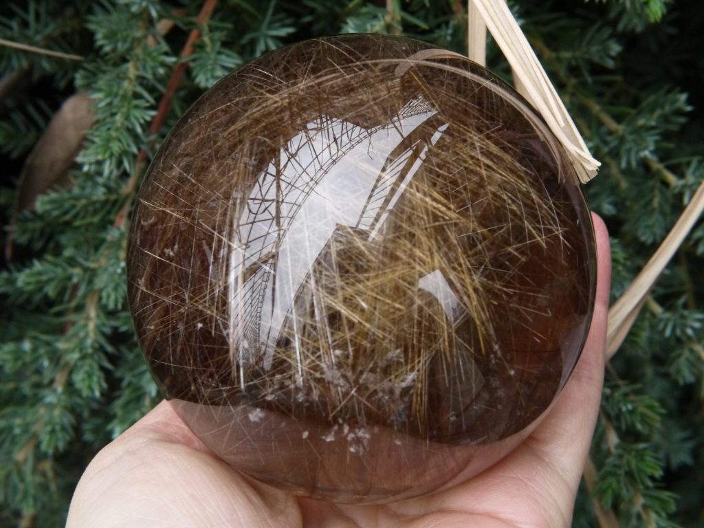 ルチルクオーツ　大玉80mm　719g 希少