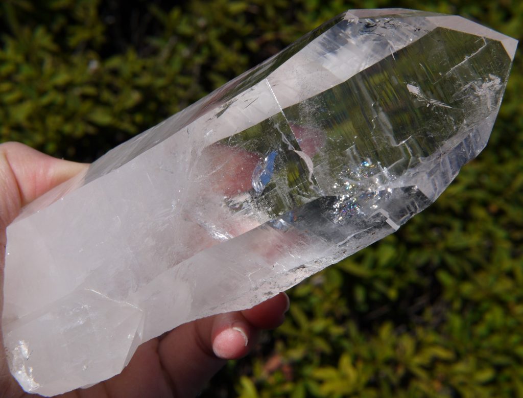 水晶ポイント・虹入り　435g　美しい!